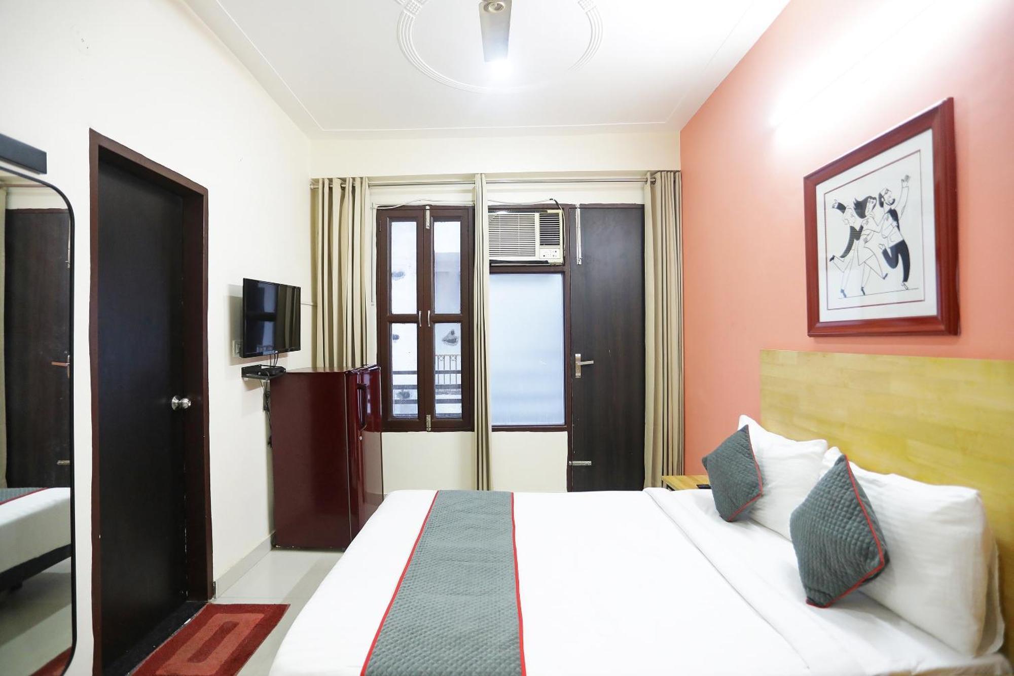 Super Townhouse Cloud Bay, Near Genpact, Sector-69, Gurgaon Ξενοδοχείο Εξωτερικό φωτογραφία