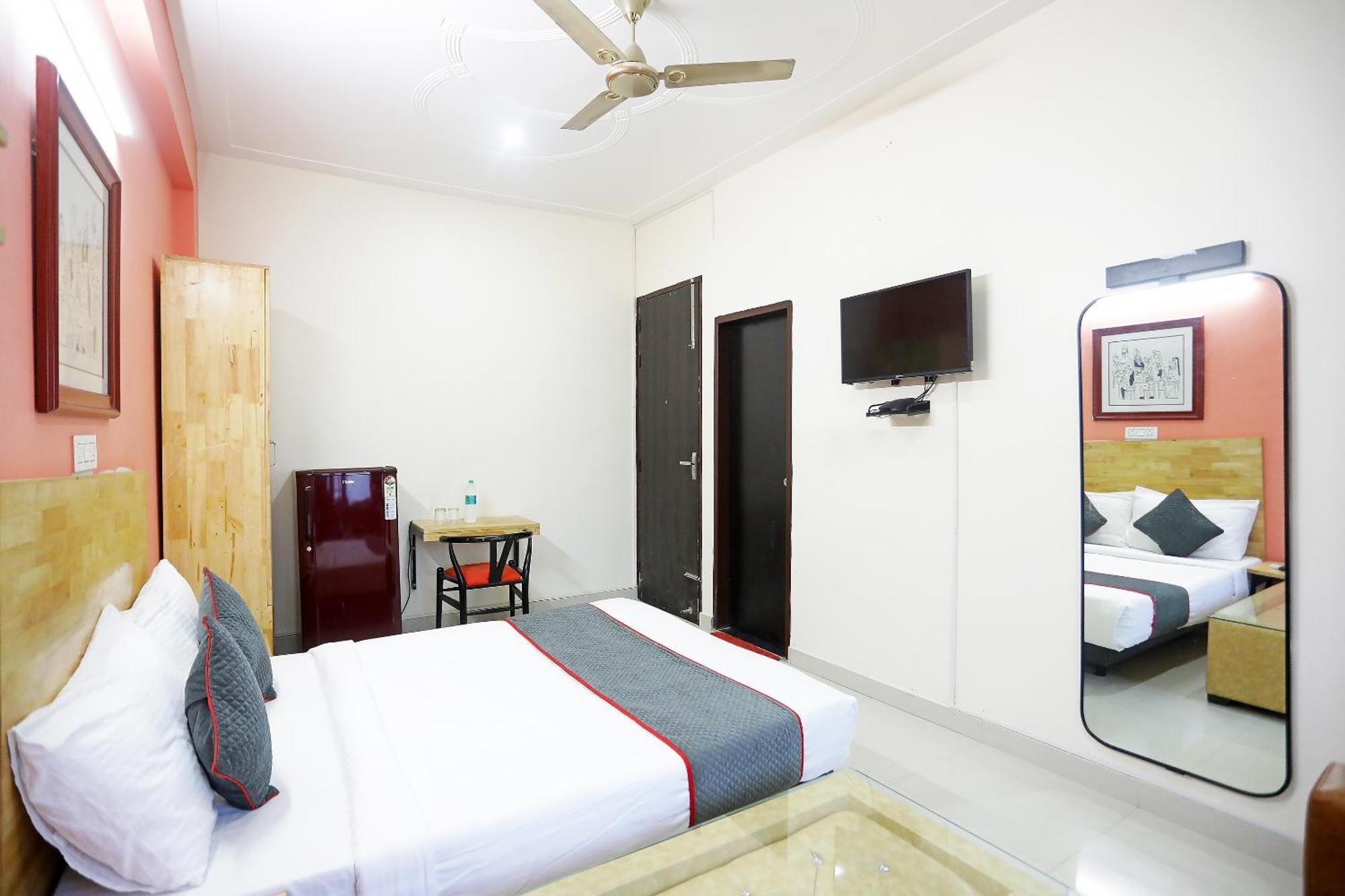 Super Townhouse Cloud Bay, Near Genpact, Sector-69, Gurgaon Ξενοδοχείο Εξωτερικό φωτογραφία