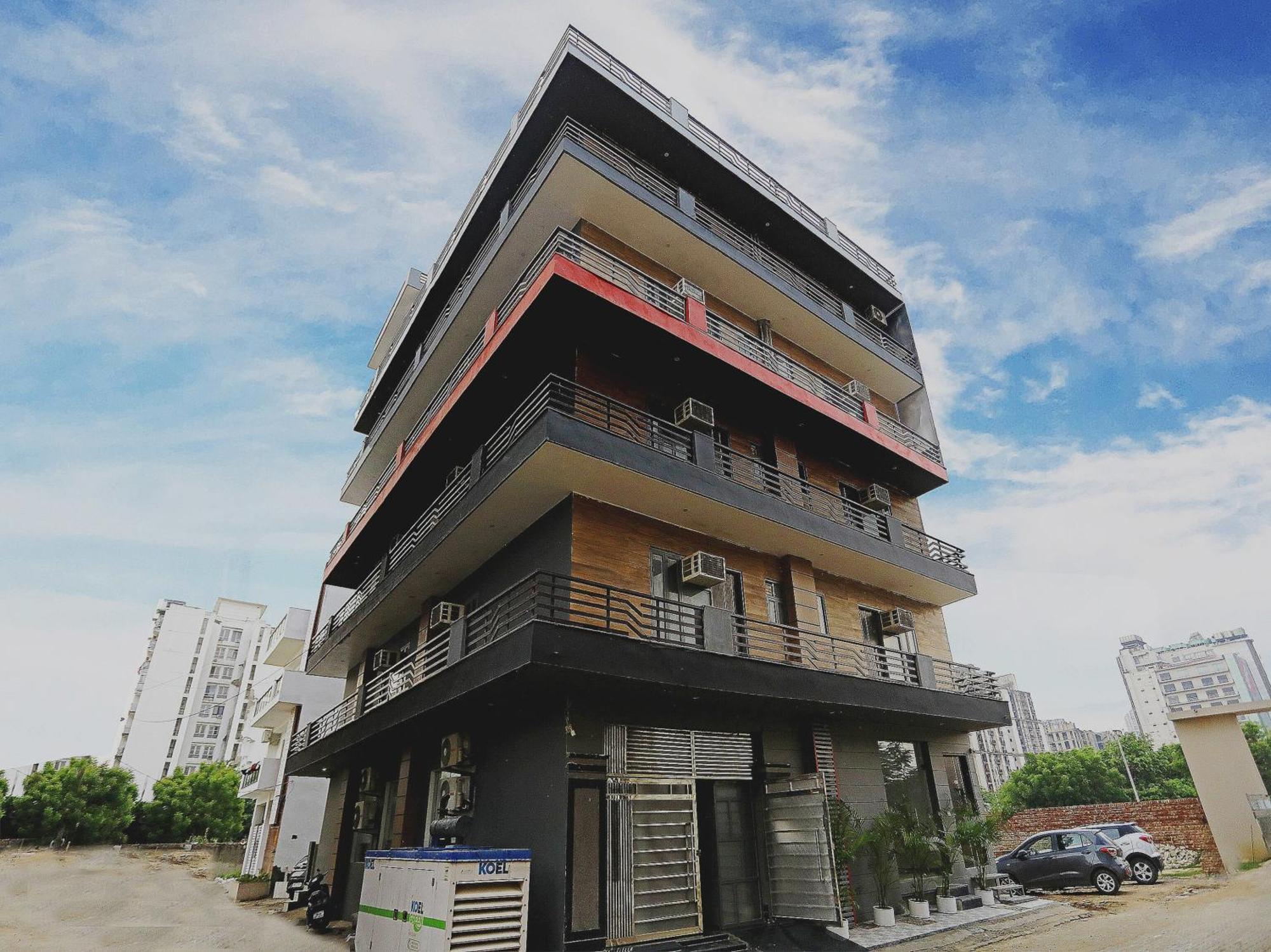 Super Townhouse Cloud Bay, Near Genpact, Sector-69, Gurgaon Ξενοδοχείο Εξωτερικό φωτογραφία